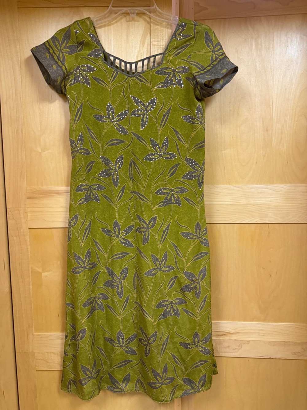 Olive Green Floral Short-Sleeve salwar suit Dress